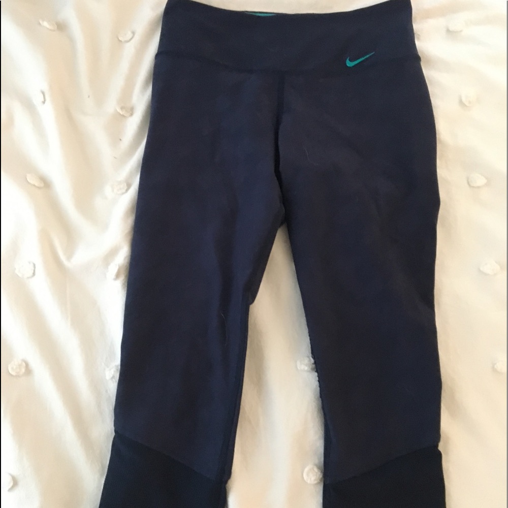nike dri-fit capris